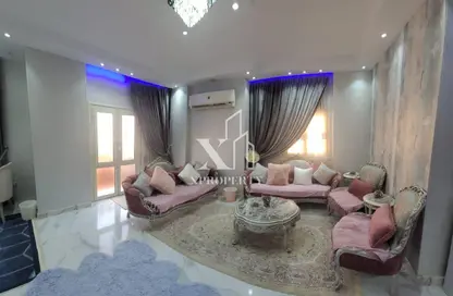 Apartment - 3 Bedrooms - 2 Bathrooms for sale in Italian Neighborhood Road - Hadayek October - 6 October City - Giza