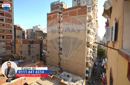 Apartment - 2 Bedrooms - 1 Bathroom for sale in Winget st. - Bolkly - Hay Sharq - Alexandria