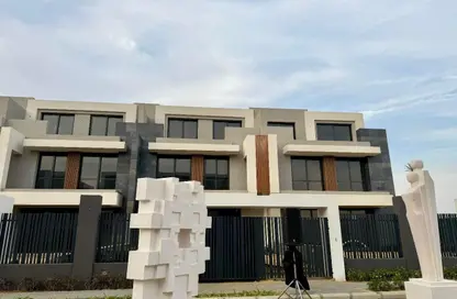 Townhouse - 4 Bedrooms - 3 Bathrooms for sale in El Patio Town - 5th Settlement Compounds - The 5th Settlement - New Cairo City - Cairo