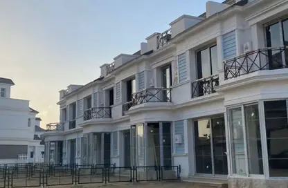 Townhouse - 4 Bedrooms - 4 Bathrooms for sale in Mountain View October Park - 6th District - 6 October City - Giza