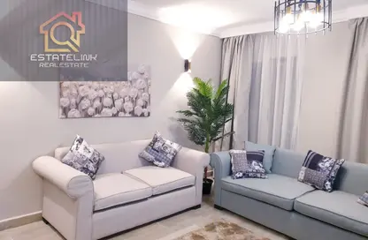 Apartment - 3 Bedrooms - 2 Bathrooms for rent in El Koronfel - The 5th Settlement - New Cairo City - Cairo