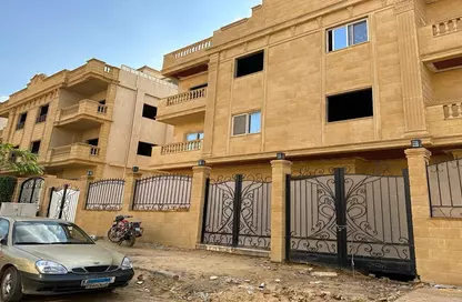 Duplex - 3 Bedrooms - 3 Bathrooms for sale in Mahmoud Al Sherif St. - Rehab City Third Phase - Al Rehab - New Cairo City - Cairo