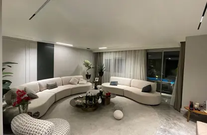 منزل مزدوج - 5 غرف نوم - 8 حمامات للبيع في هايد بارك سنترال - التجمع السادس - مدينة القاهرة الجديدة - القاهرة