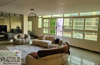 (بنتهاوس  (روف - 5 غرف نوم - 3 حمامات للبيع في مسجد فاطمة الشربتلي - الحي الثالث - التجمع الخامس - مدينة القاهرة الجديدة - القاهرة
