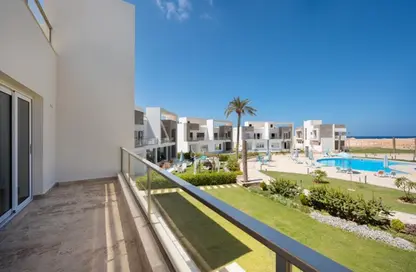 Chalet - 4 Bedrooms - 4 Bathrooms for sale in Sea View - Ras Al Hekma - North Coast