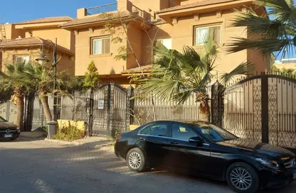 Villa - 6 Bedrooms - 4 Bathrooms for sale in Moon Valley - South Investors Area - New Cairo City - Cairo