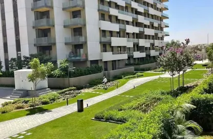 Apartment - 2 Bedrooms - 3 Bathrooms for sale in Al Burouj Compound - El Shorouk Compounds - Shorouk City - Cairo