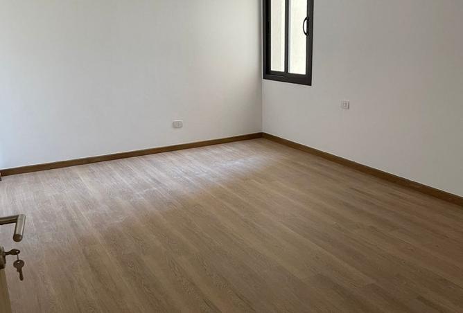 8213070 - Property Image 2