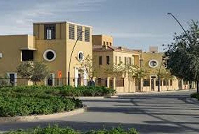 8250353 - Property Image 2