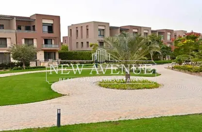 Townhouse - 4 Bedrooms - 4 Bathrooms for sale in District 5 - 5th Settlement Compounds - The 5th Settlement - New Cairo City - Cairo