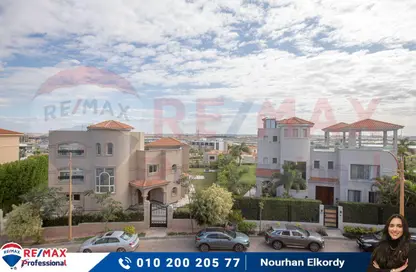 Villa - 5 Bedrooms - 4 Bathrooms for sale in Alex West - Alexandria Compounds - Alexandria