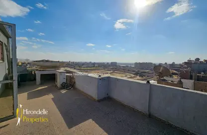 Apartment - 3 Bedrooms - 2 Bathrooms for sale in Street 198 - Degla - Hay El Maadi - Cairo