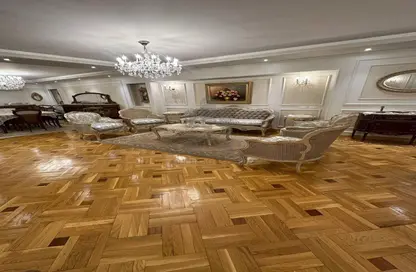 شقة - 3 غرف نوم - 3 حمامات للبيع في شارع كمال الدين صلاح - سموحة - حي شرق - الاسكندرية