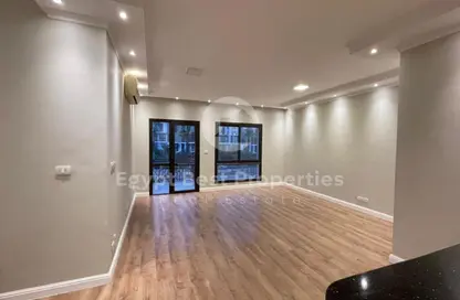 Apartment - 3 Bedrooms - 2 Bathrooms for sale in Beverly Hills Road - 17th District - Sheikh Zayed City - Giza