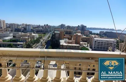 شقة - 3 غرف نوم - 2 حمامات للبيع في الشاطبي - حي وسط - الاسكندرية