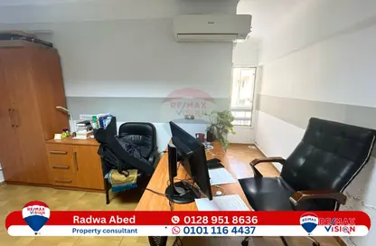 Apartment - 3 Bedrooms - 2 Bathrooms for sale in Zezenia - Hay Sharq - Alexandria