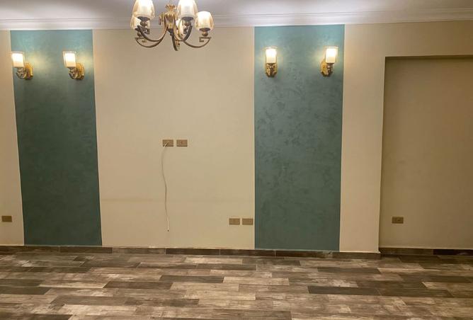 8174756 - Property Image 2