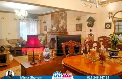 شقة - 3 غرف نوم - 2 حمامات للبيع في شارع رشدي - رشدي - حي شرق - الاسكندرية