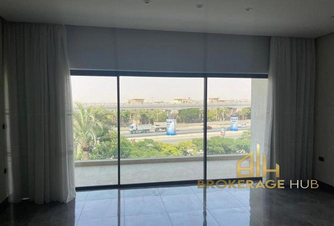 8197120 - Property Main Image