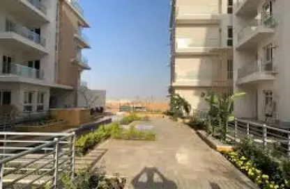 Apartment - 3 Bedrooms - 3 Bathrooms for sale in Mountain View iCity October - 6 October Compounds - 6 October City - Giza