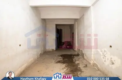 Shop - Studio - 1 Bathroom for sale in Janaklees - Hay Sharq - Alexandria