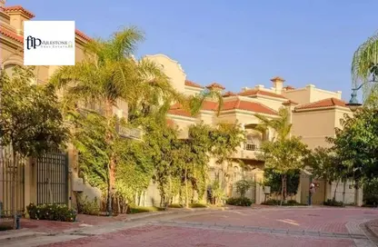 Villa - 4 Bedrooms - 3 Bathrooms for sale in Stei8ht - The 1st Settlement - New Cairo City - Cairo