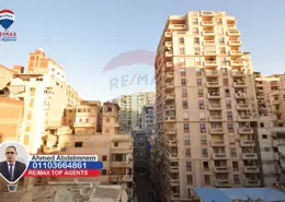 شقة - 3 غرف نوم - 2 حمامات للبيع في شارع خالد بن الوليد - ميامي - حي اول المنتزة - الاسكندرية
