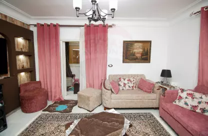 Apartment - 3 Bedrooms - 2 Bathrooms for sale in Al Maamoura - Hay Than El Montazah - Alexandria