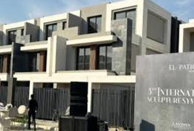 8212054 - Property Image 2