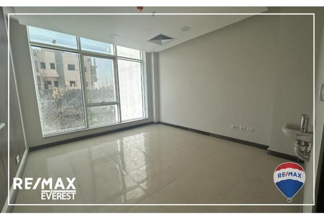 8263384 - صورة العقار 3