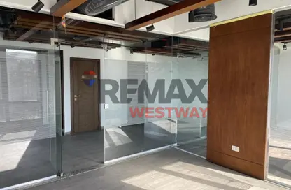 Office Space - Studio - 1 Bathroom for rent in Arkan Plaza - 26th of July Corridor - Sheikh Zayed City - Giza