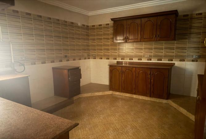 8422305 - Property Image 2