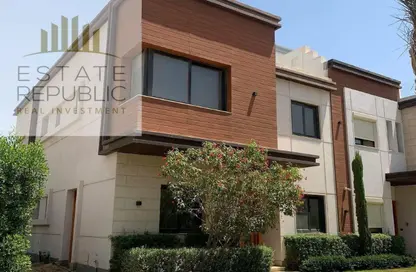 Townhouse - 4 Bedrooms - 5 Bathrooms for sale in Azzar - 5th Settlement Compounds - The 5th Settlement - New Cairo City - Cairo
