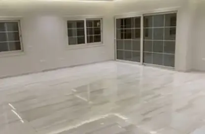 Villa - 4 Bedrooms - 4 Bathrooms for rent in Madinaty - Cairo