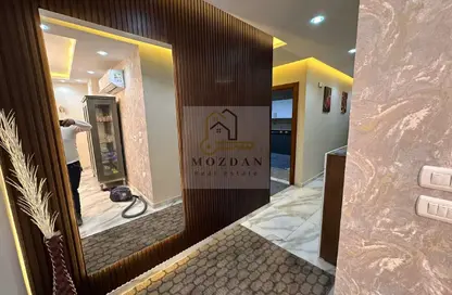 شقة - 3 غرف نوم - 3 حمامات للايجار في الشطر العاشر - زهراء المعادي - حي المعادي - القاهرة