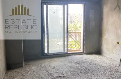 Apartment - 3 Bedrooms - 4 Bathrooms for sale in Eastown - 5th Settlement Compounds - The 5th Settlement - New Cairo City - Cairo
