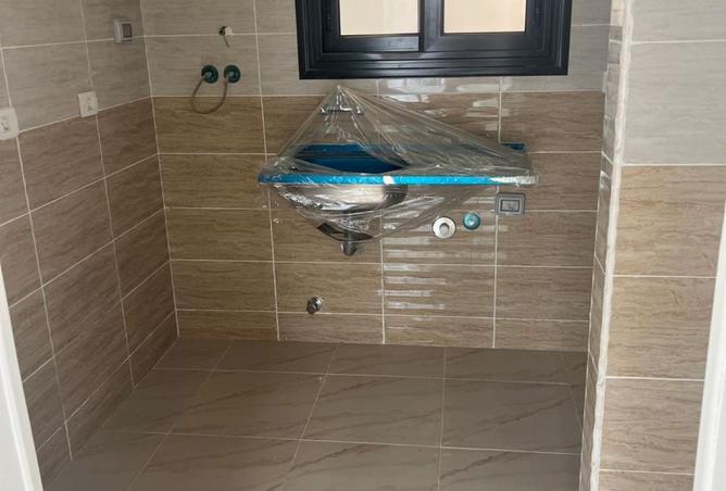 8128927 - Property Image 2