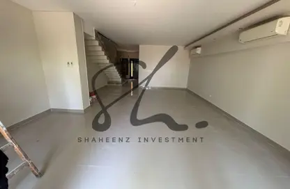 Penthouse - 3 Bedrooms - 4 Bathrooms for rent in Hyde Park Central - The 6th Settlement - New Cairo City - Cairo Penthouse - 3 Bedrooms - 4 Bathrooms for rent in Hyde Park Central - The 6th Settlement - New Cairo City - Cairo