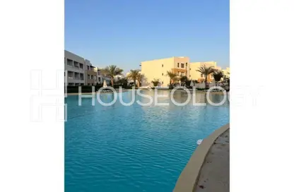 Chalet - 2 Bedrooms - 2 Bathrooms for sale in Azha - Al Ain Al Sokhna - Suez