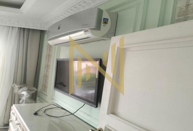 8024410 - Property Image 2