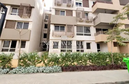 شقة - 2 غرف نوم - 2 حمامات للبيع في جراندا لايف - كمبوندات الشروق - مدينة الشروق - القاهرة