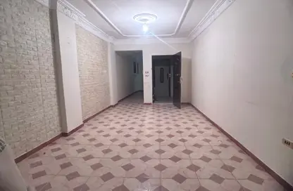 Apartment - 2 Bedrooms - 1 Bathroom for rent in El Asafra Bahary - Asafra - Hay Than El Montazah - Alexandria