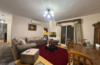 Apartment - 2 Bedrooms - 1 Bathroom for sale in Hadayek Al Mohandessin - 4th District - Sheikh Zayed City - Giza