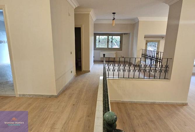 8421930 - Property Image 3