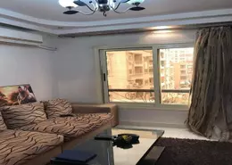 شقة - 3 غرف نوم - 1 حمام للبيع في شارع عبد العزيز عيسي - المنطقة العاشرة - مدينة نصر - القاهرة