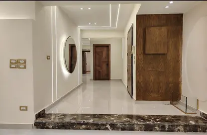 Apartment - 3 Bedrooms - 3 Bathrooms for sale in Nasr City - Cairo