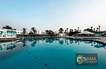شقة - غرفة نوم - 1 حمام للبيع في طريق الفندق - الغردقة - محافظة البحر الاحمر