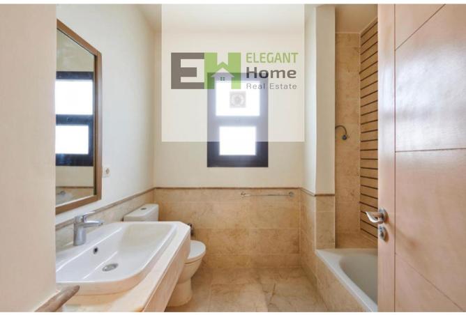 8025393 - Property Image 2