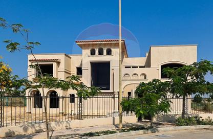 فيلا - 7 غرف نوم - 5 حمامات للبيع في كينج مريوط - حي العامرية - الاسكندرية