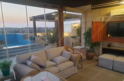 Penthouse - 4 Bedrooms - 3 Bathrooms for sale in Galleria Residences - South Investors Area - New Cairo City - Cairo